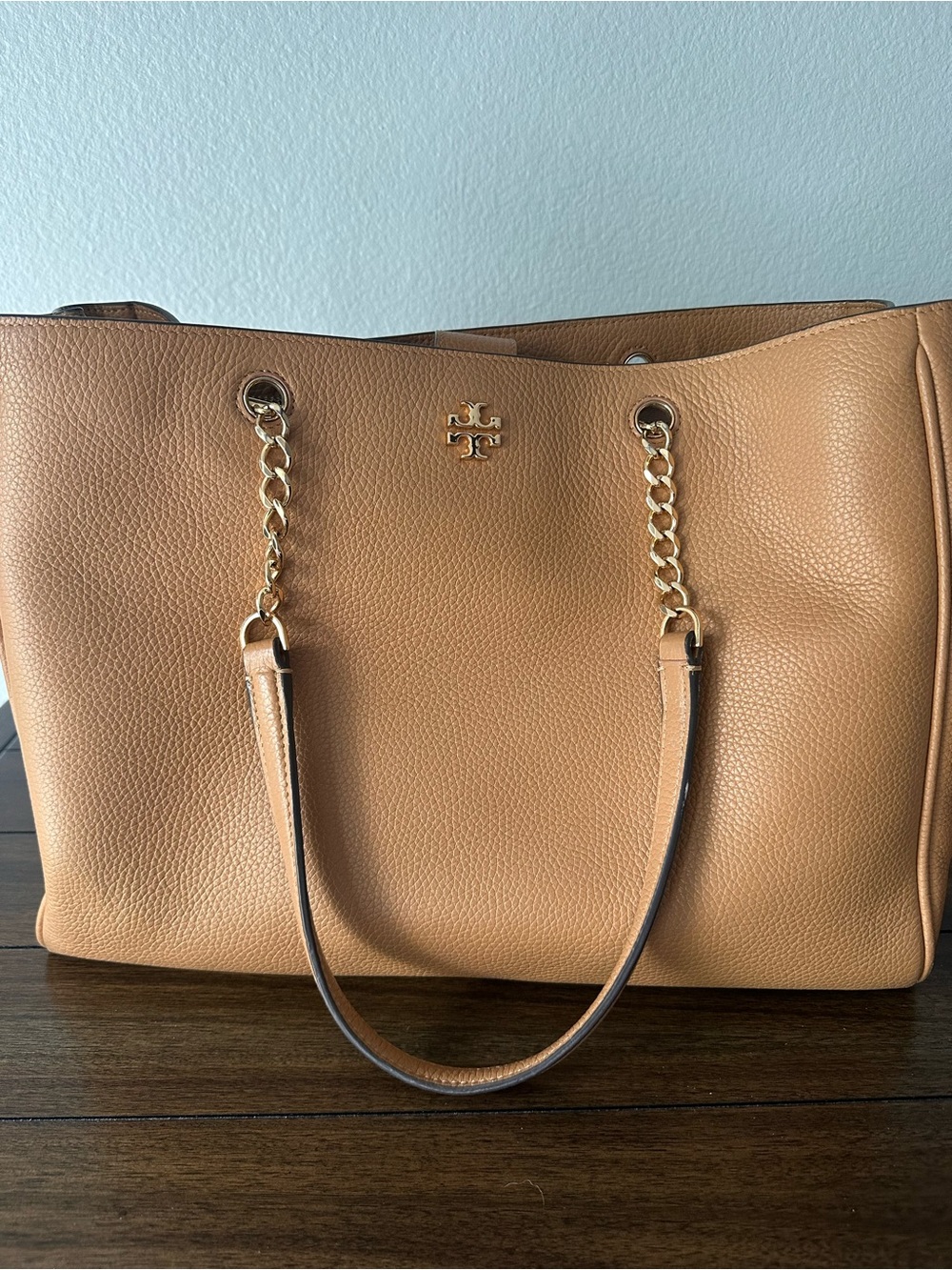 Tory Burch Camel Pebbled Leather Tote with Gold Chain Straps